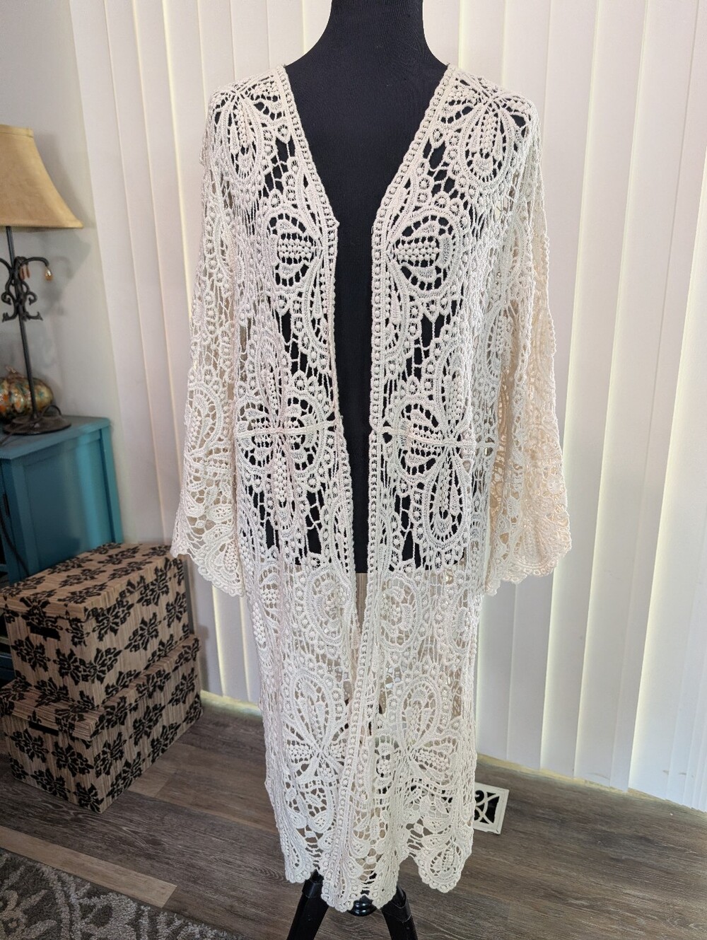 BluIvy Ivory Crotchet Kimono